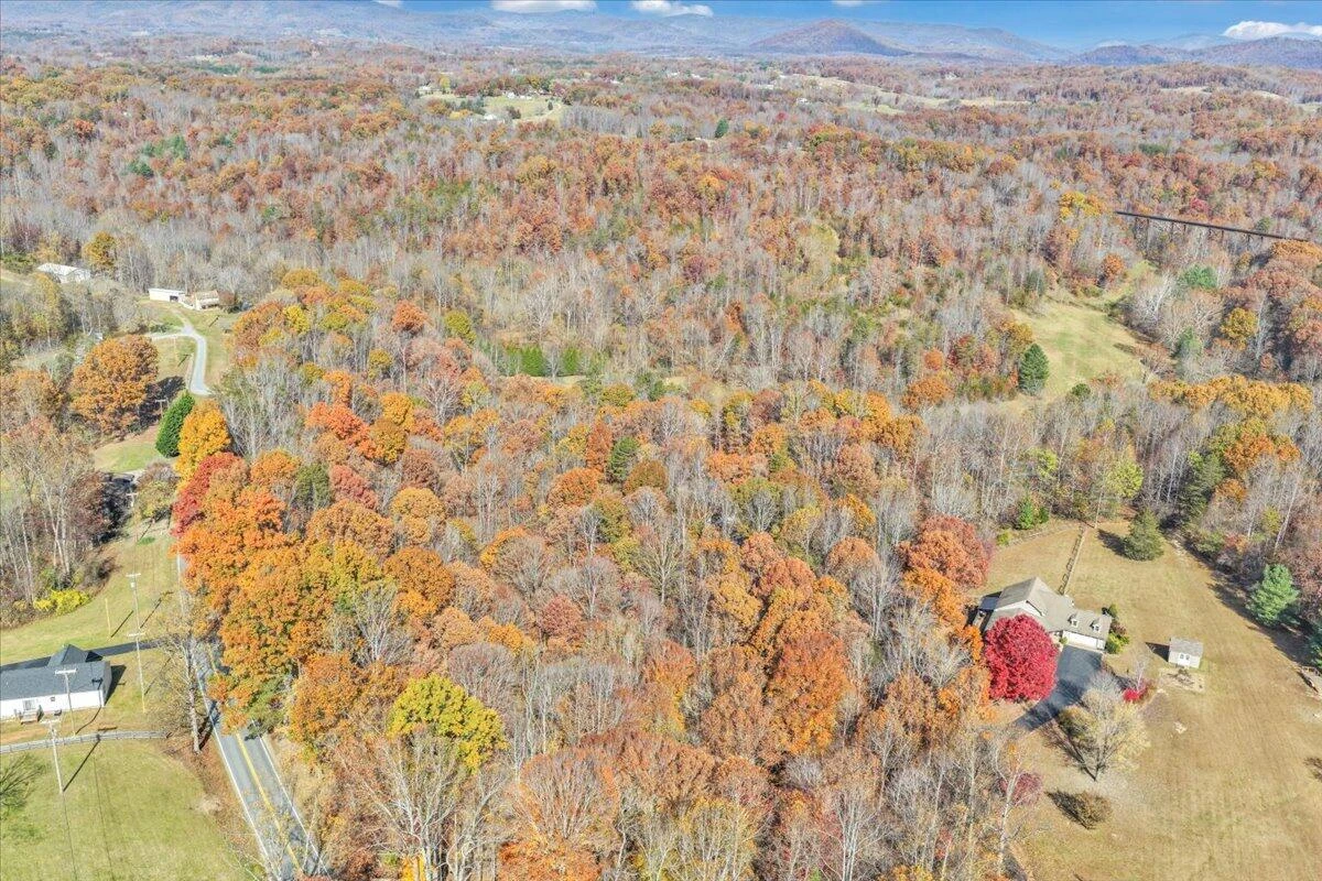 6548 Goodview RD - Photo 96
