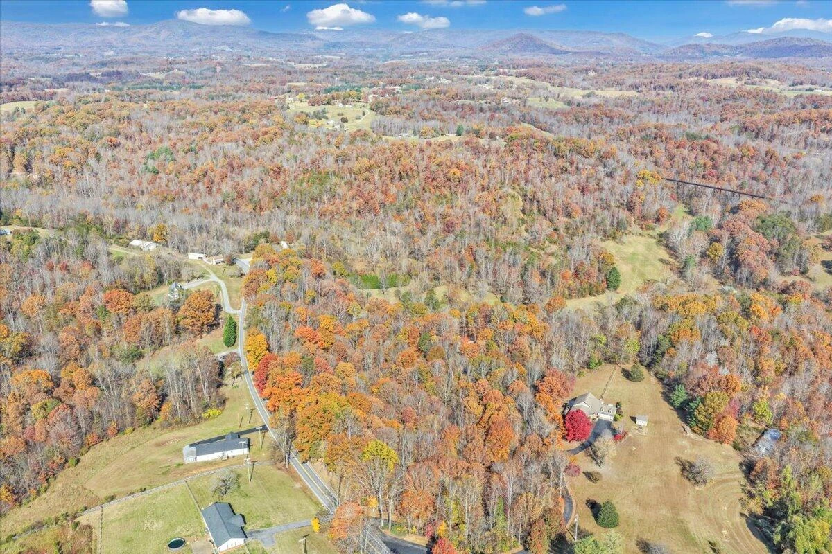 6548 Goodview RD - Photo 97