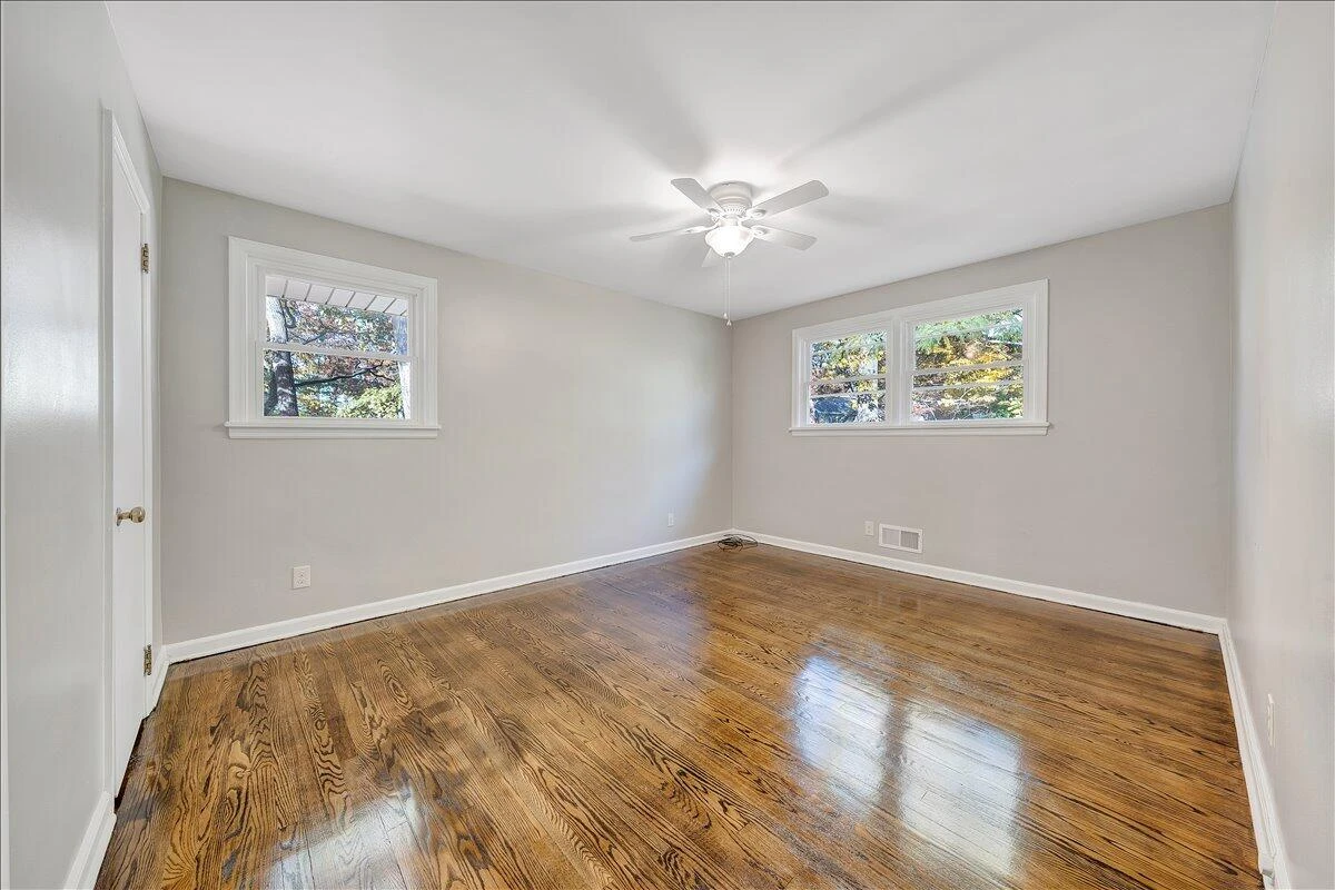 3041 Timberlane AVE - Photo 13