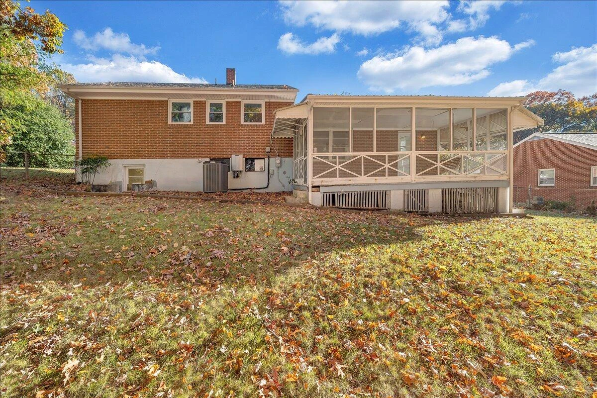 3041 Timberlane AVE - Photo 28