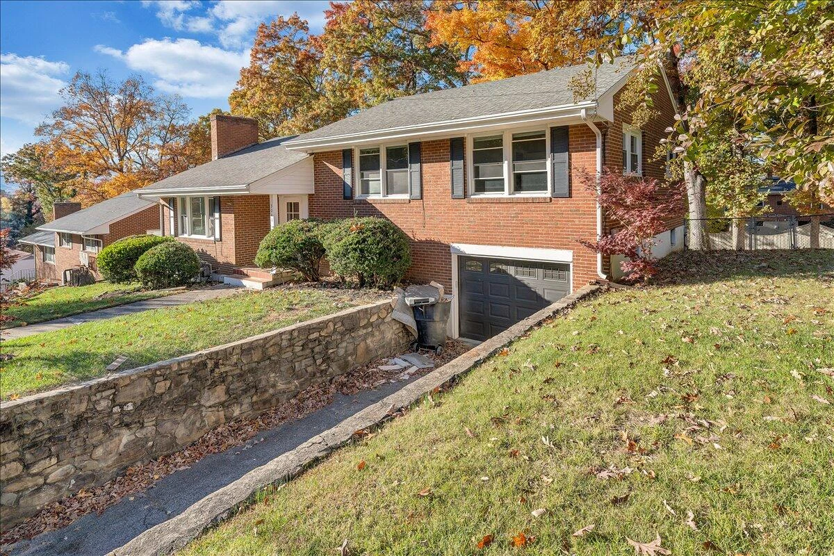 3041 Timberlane AVE - Photo 35