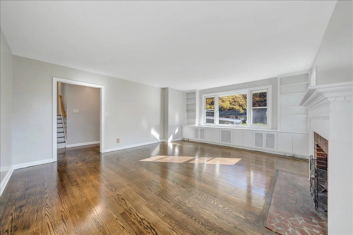 3041 Timberlane AVE - Photo 5