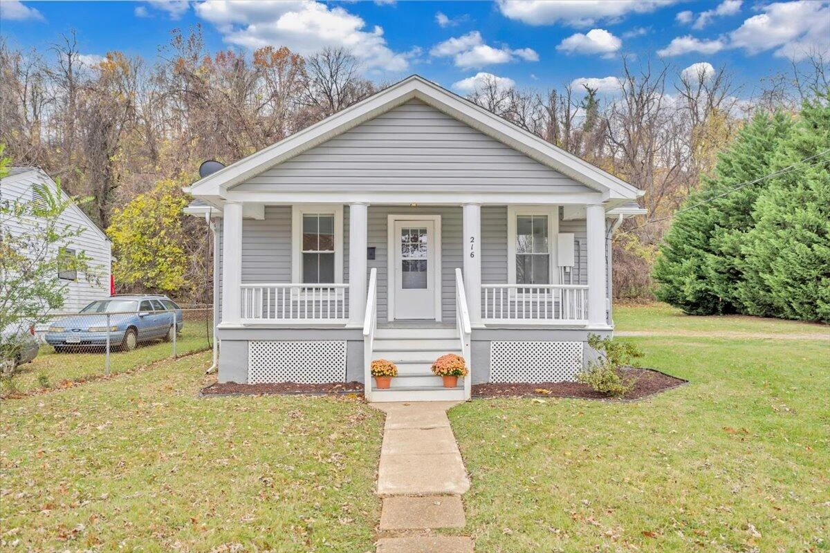 216 Bowman AVE