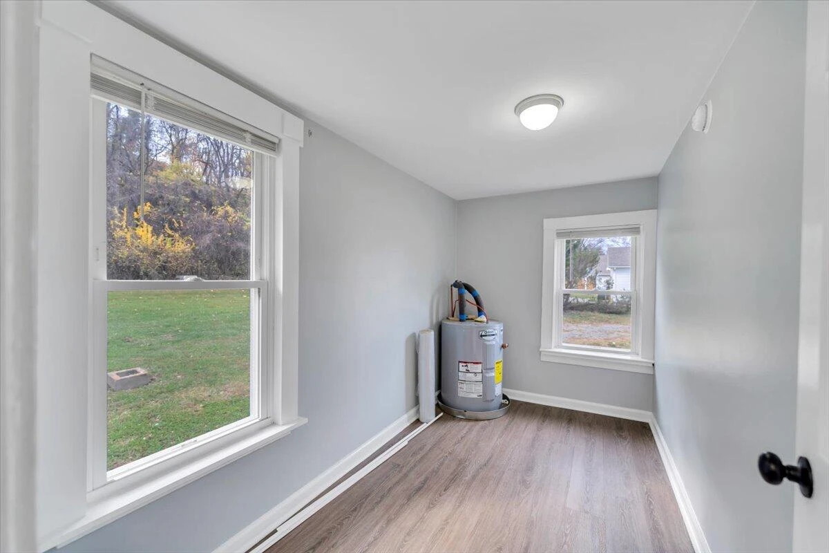216 Bowman AVE - Photo 15