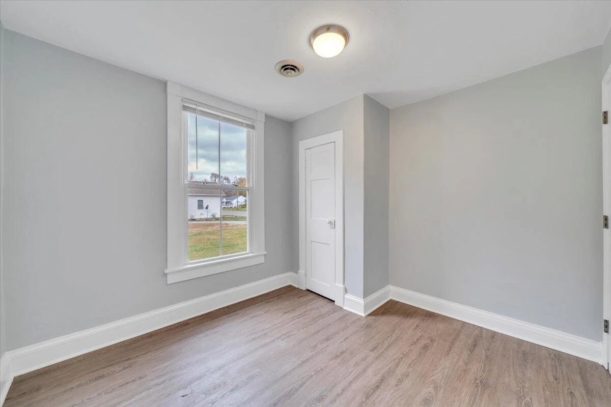 216 Bowman AVE - Photo 20