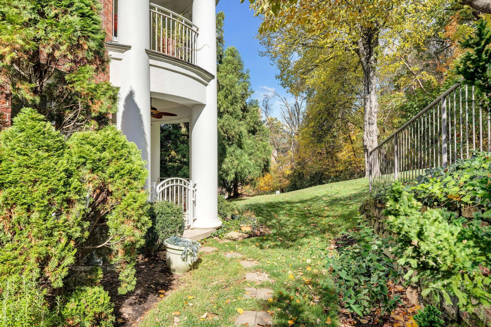 2125 Yellow Mountain RD #203 - Photo 75