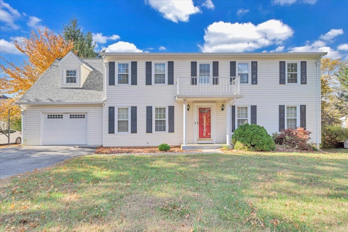 1633 Millwood DR