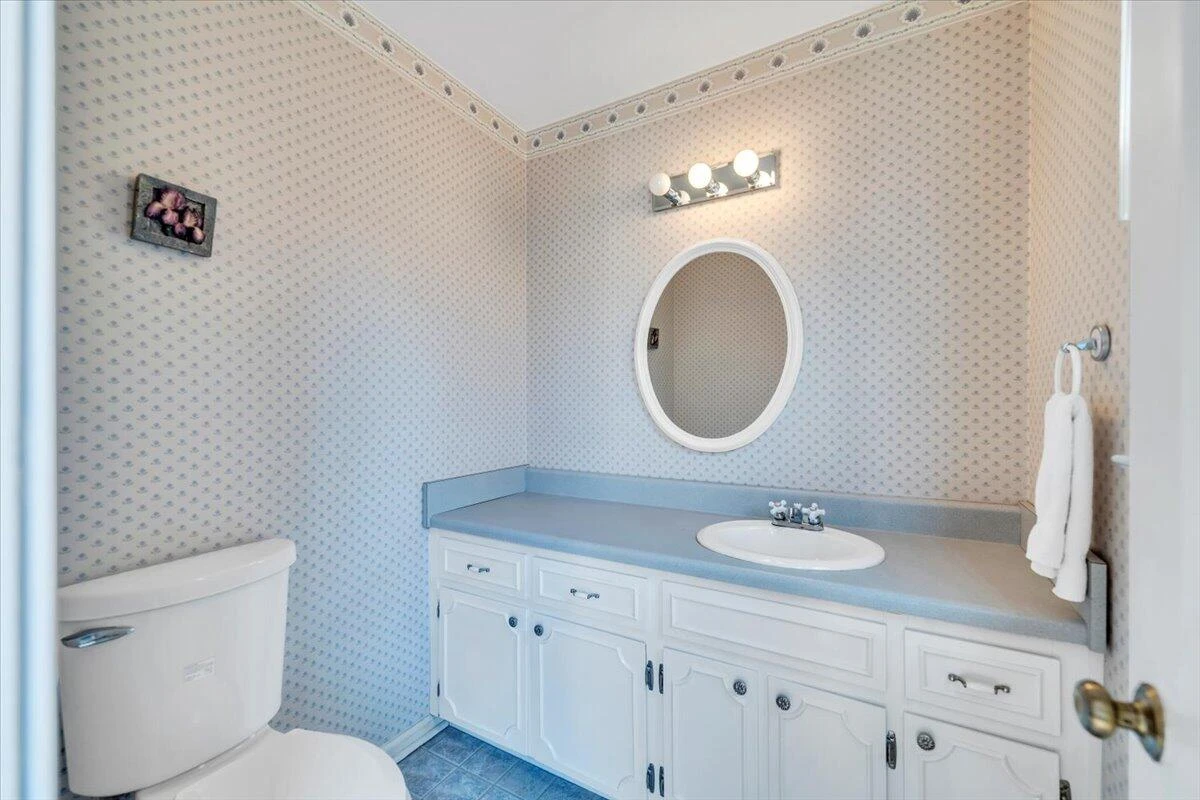 1633 Millwood DR - Photo 21