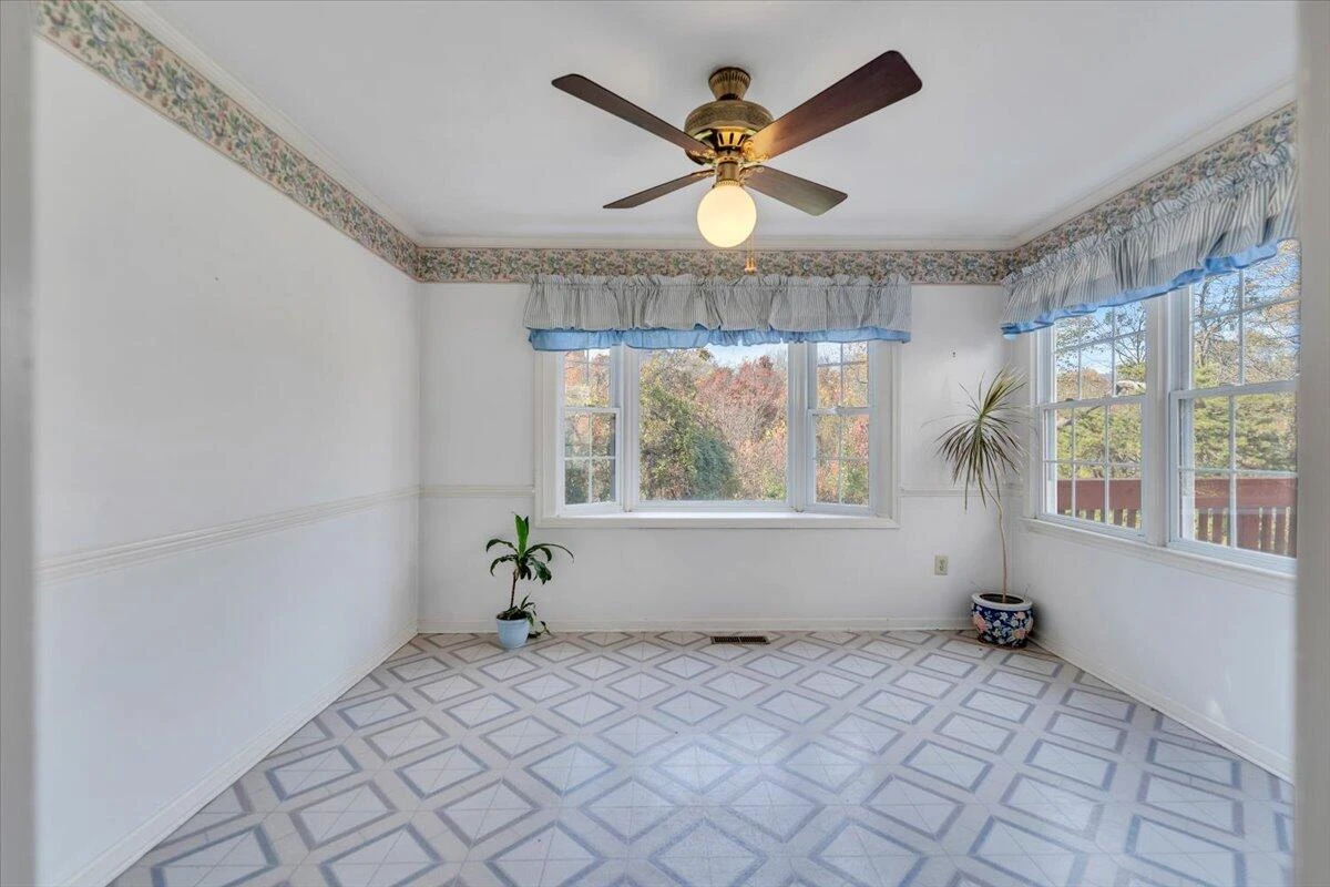 1633 Millwood DR - Photo 25