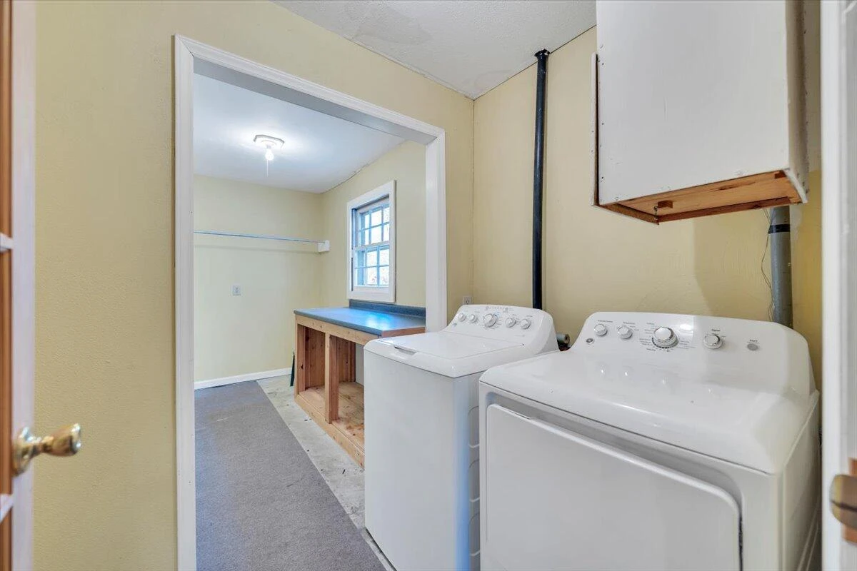 1633 Millwood DR - Photo 29