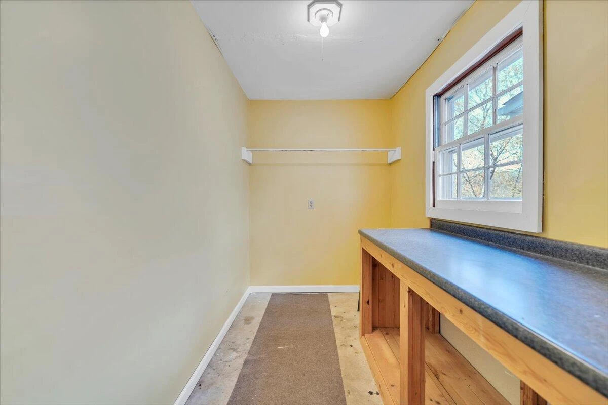 1633 Millwood DR - Photo 31