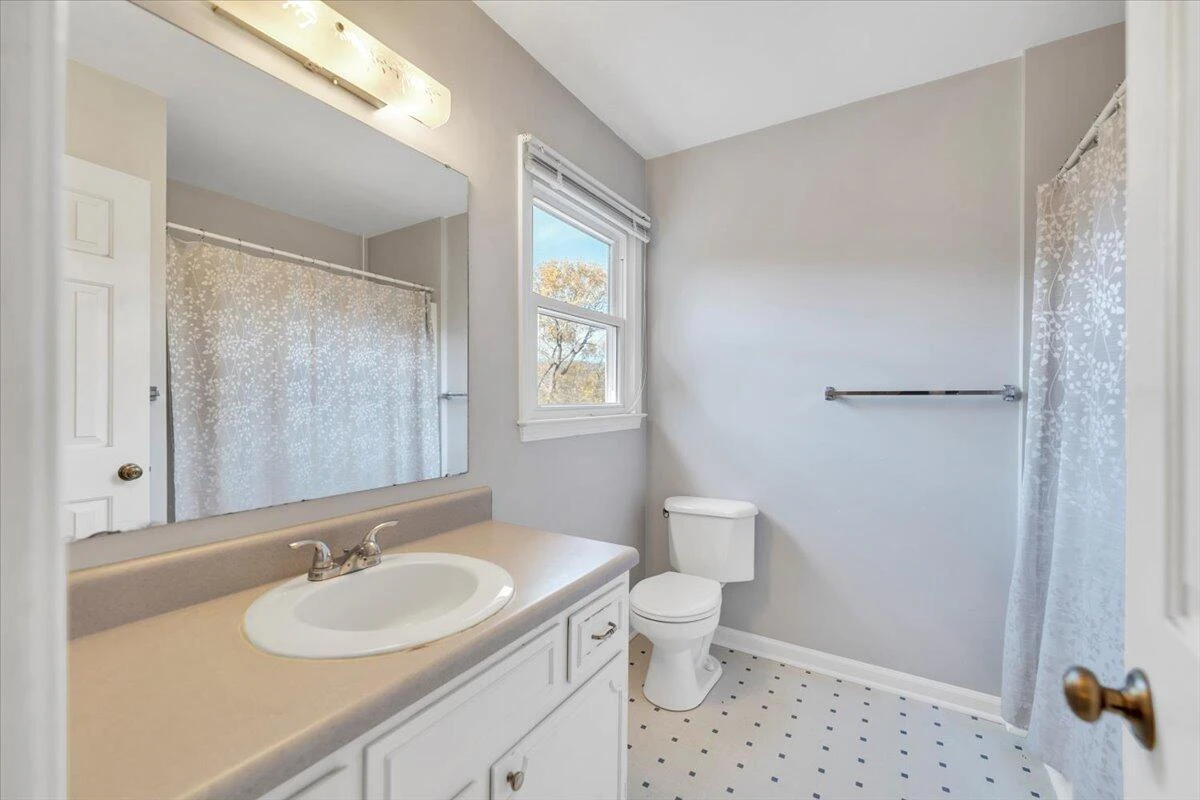 1633 Millwood DR - Photo 39