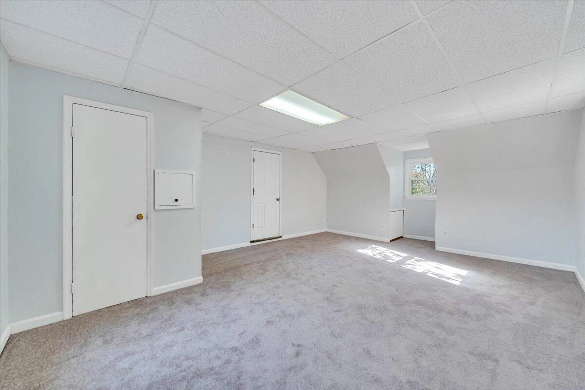1633 Millwood DR - Photo 43