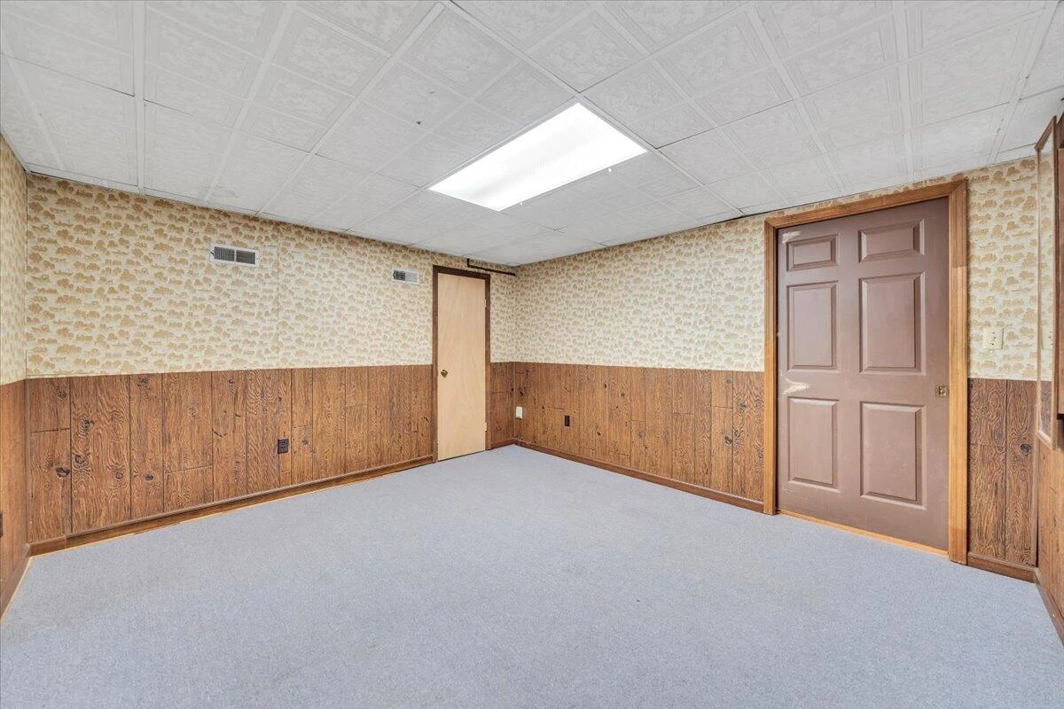 1633 Millwood DR - Photo 63
