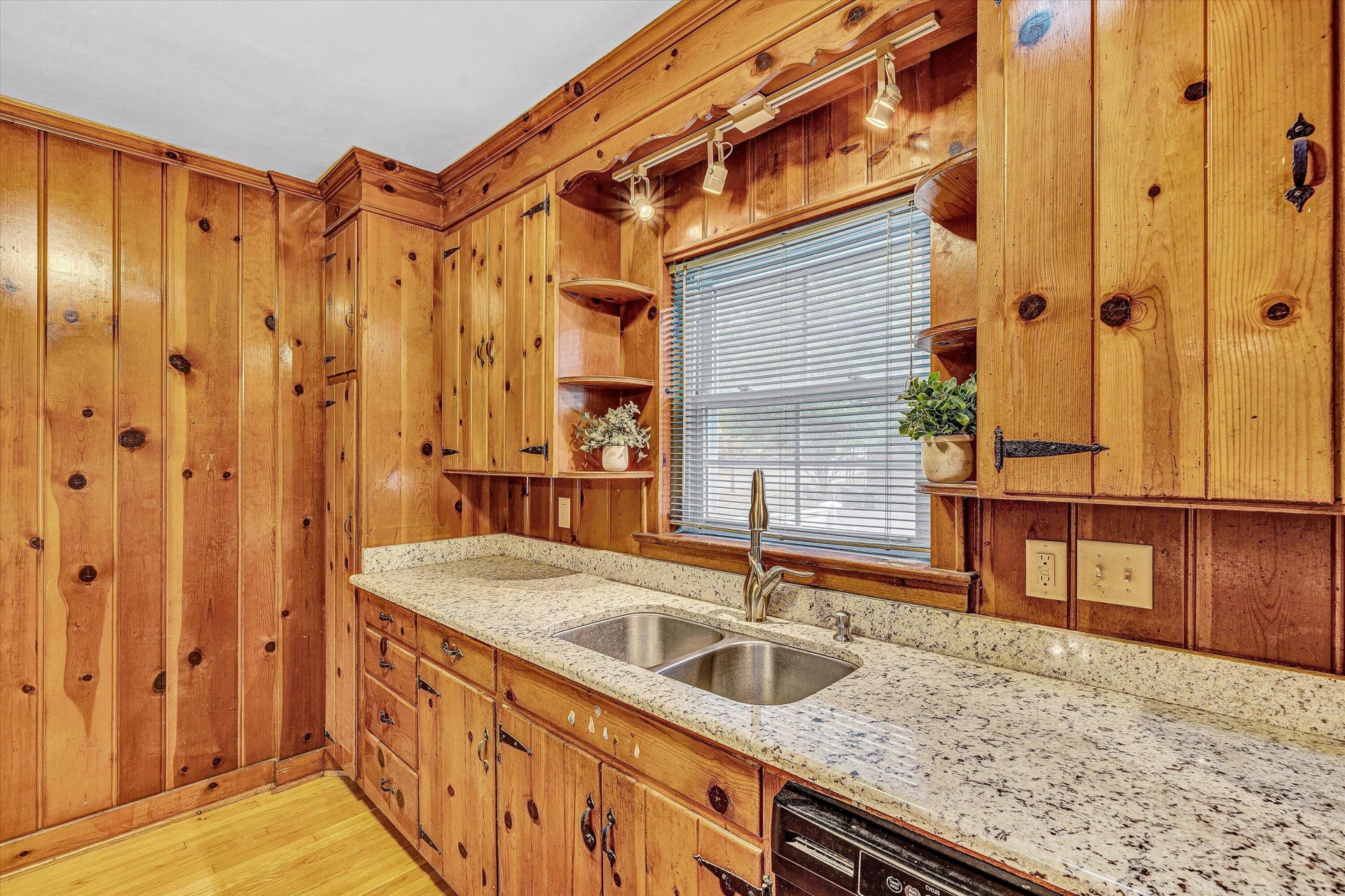 2609 Avenel AVE SW - Photo 37