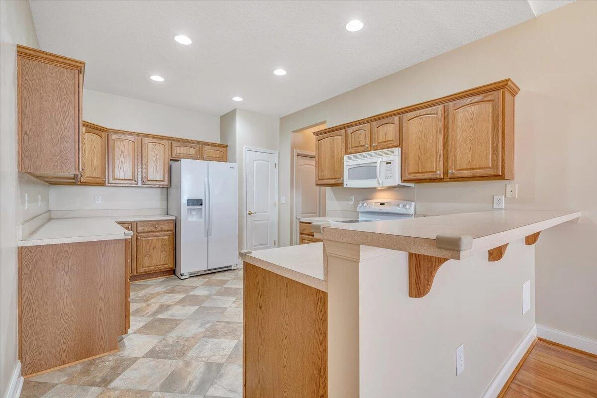 5534 Orchard Villas CIR - Photo 13