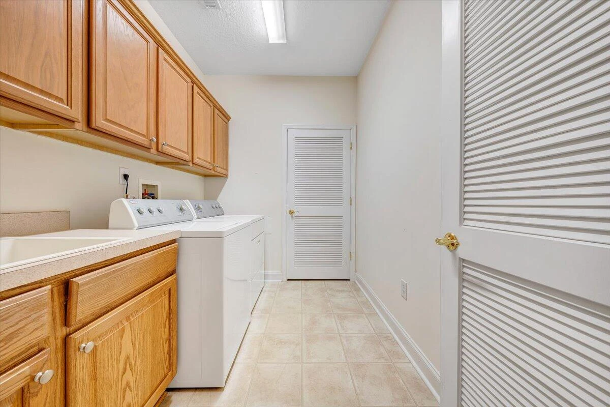 5534 Orchard Villas CIR - Photo 18
