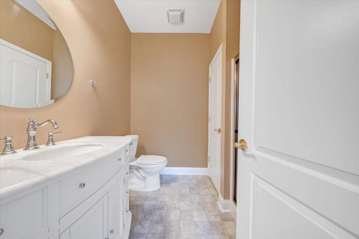 5534 Orchard Villas CIR - Photo 23