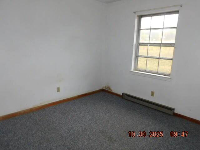 1075 Windstar CIR - Photo 3