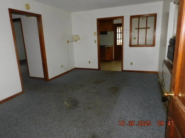 1075 Windstar CIR - Photo 7