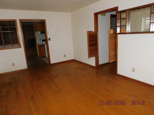 1075 Windstar CIR - Photo 8