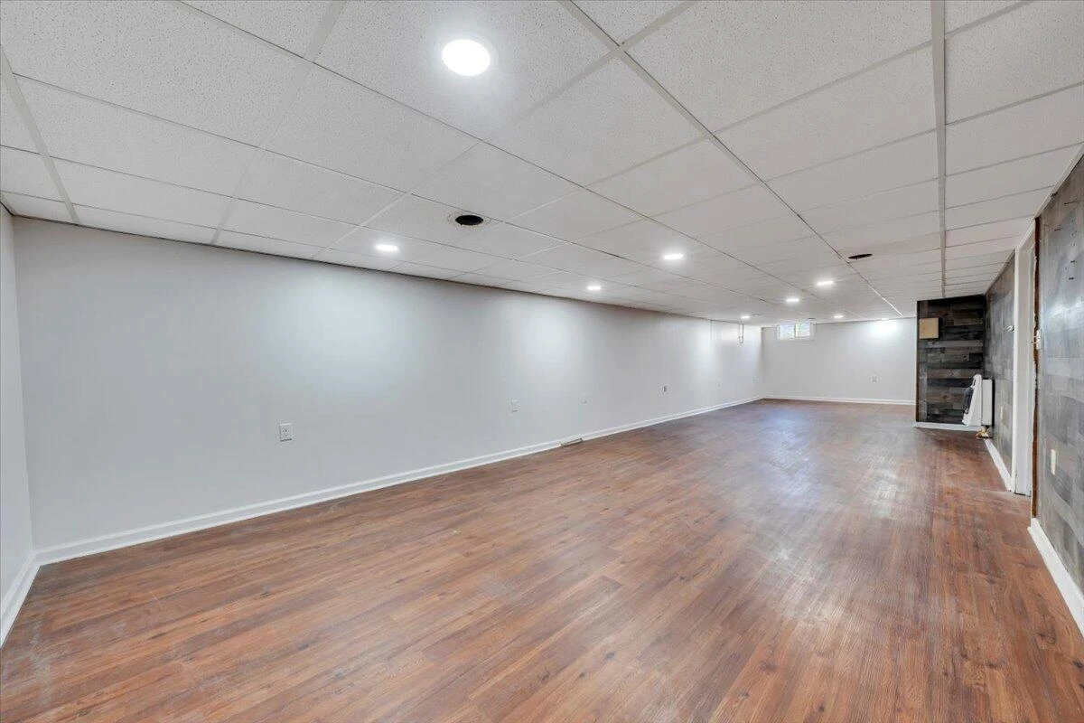 3110 Crockett AVE NW - Photo 20