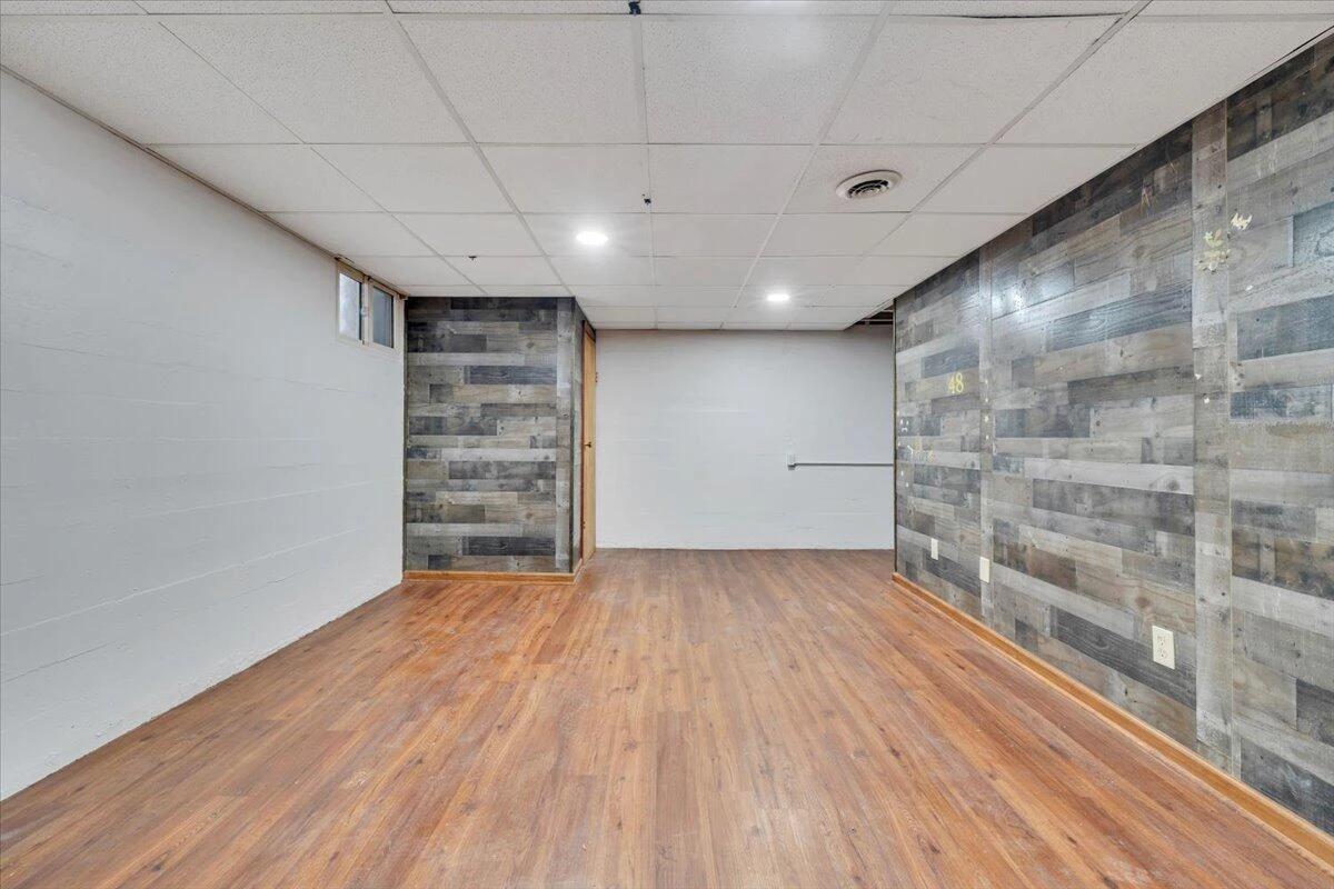 3110 Crockett AVE NW - Photo 23