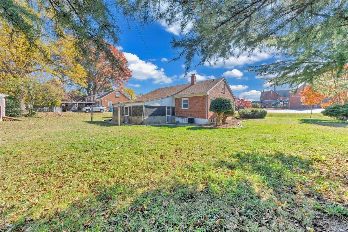 3110 Crockett AVE NW - Photo 36
