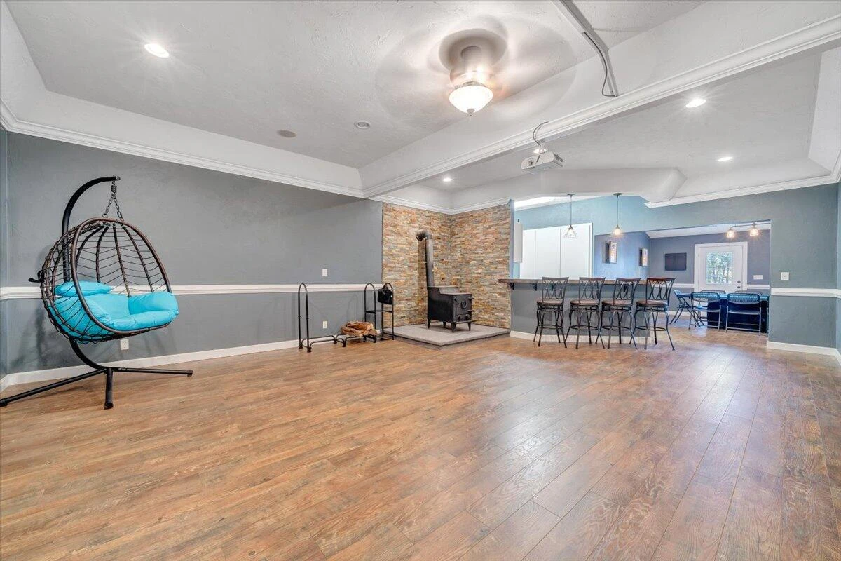 211 Woods Edge DR - Photo 42