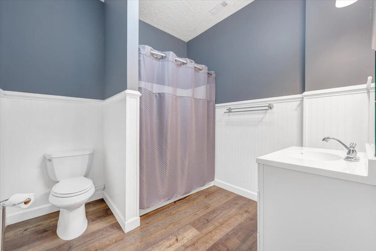 211 Woods Edge DR - Photo 44