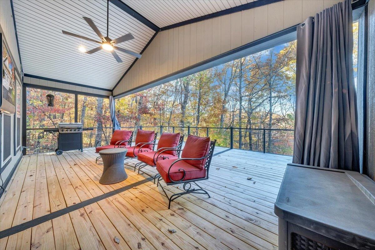 211 Woods Edge DR - Photo 47