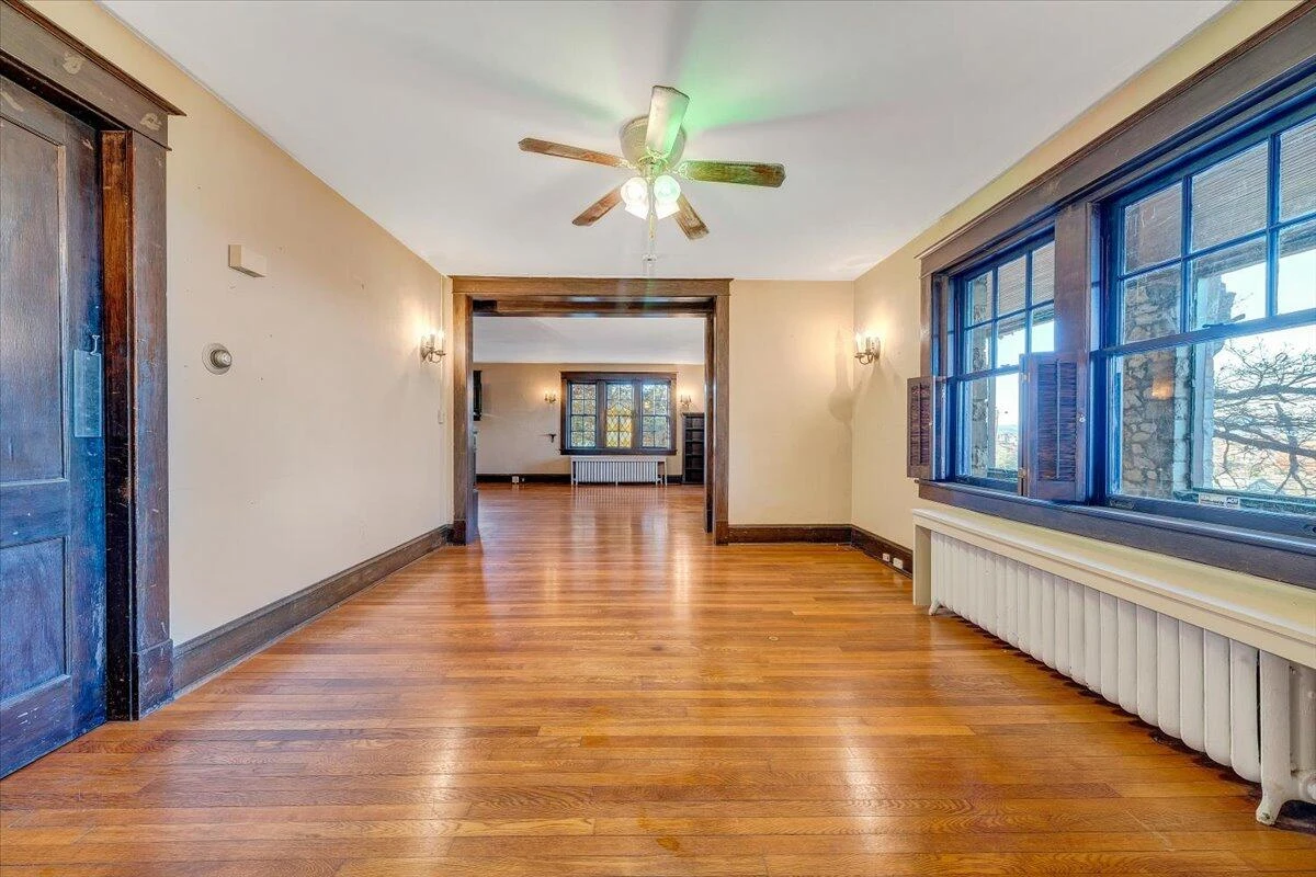 601 Camilla AVE SE - Photo 14