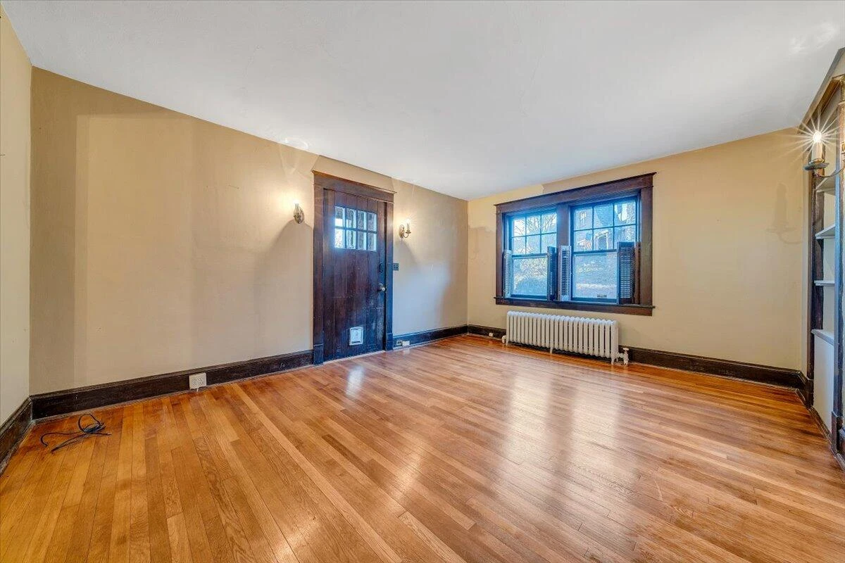 601 Camilla AVE SE - Photo 16