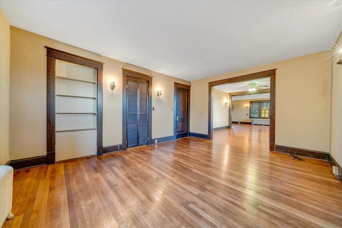 601 Camilla AVE SE - Photo 18