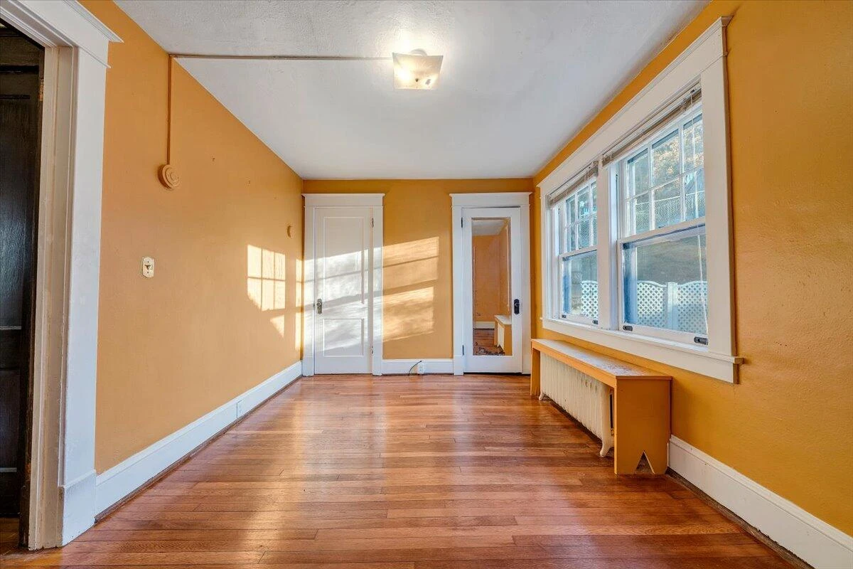 601 Camilla AVE SE - Photo 24