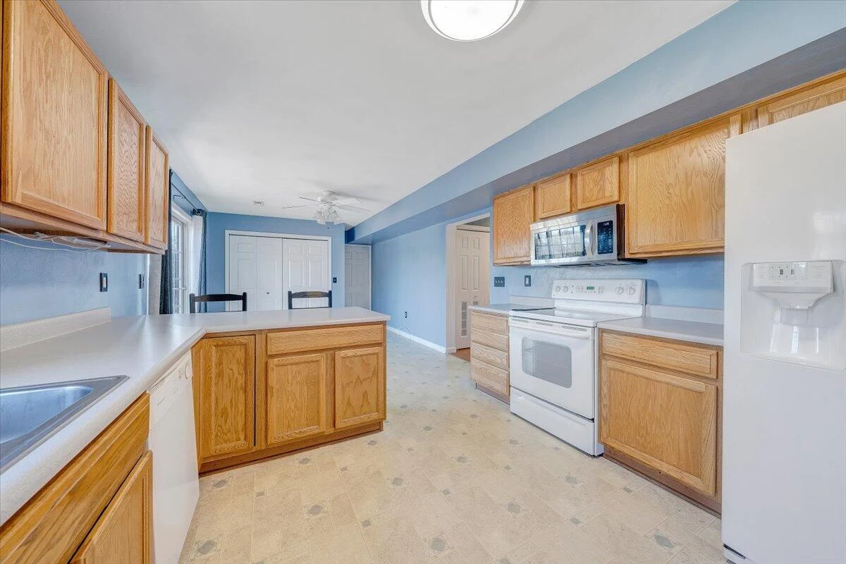 6717 Albert RD - Photo 11