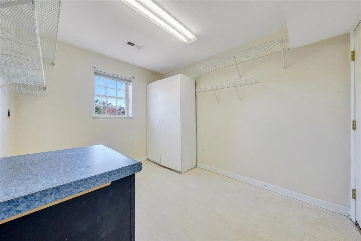 6717 Albert RD - Photo 17