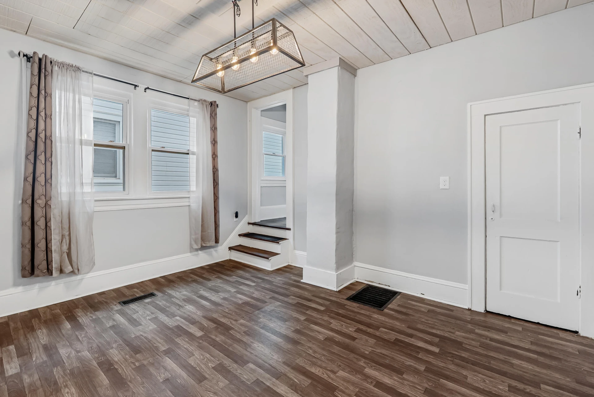 1440 Greenbrier AVE SE - Photo 15