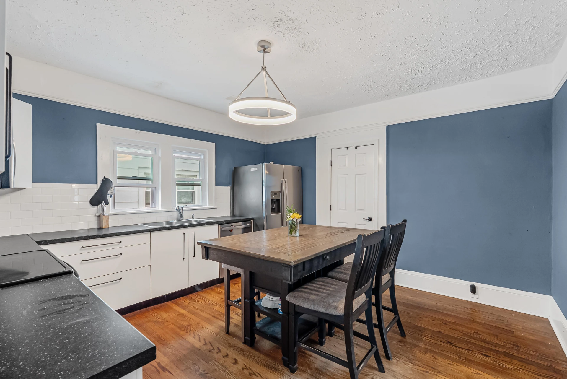 1440 Greenbrier AVE SE - Photo 7