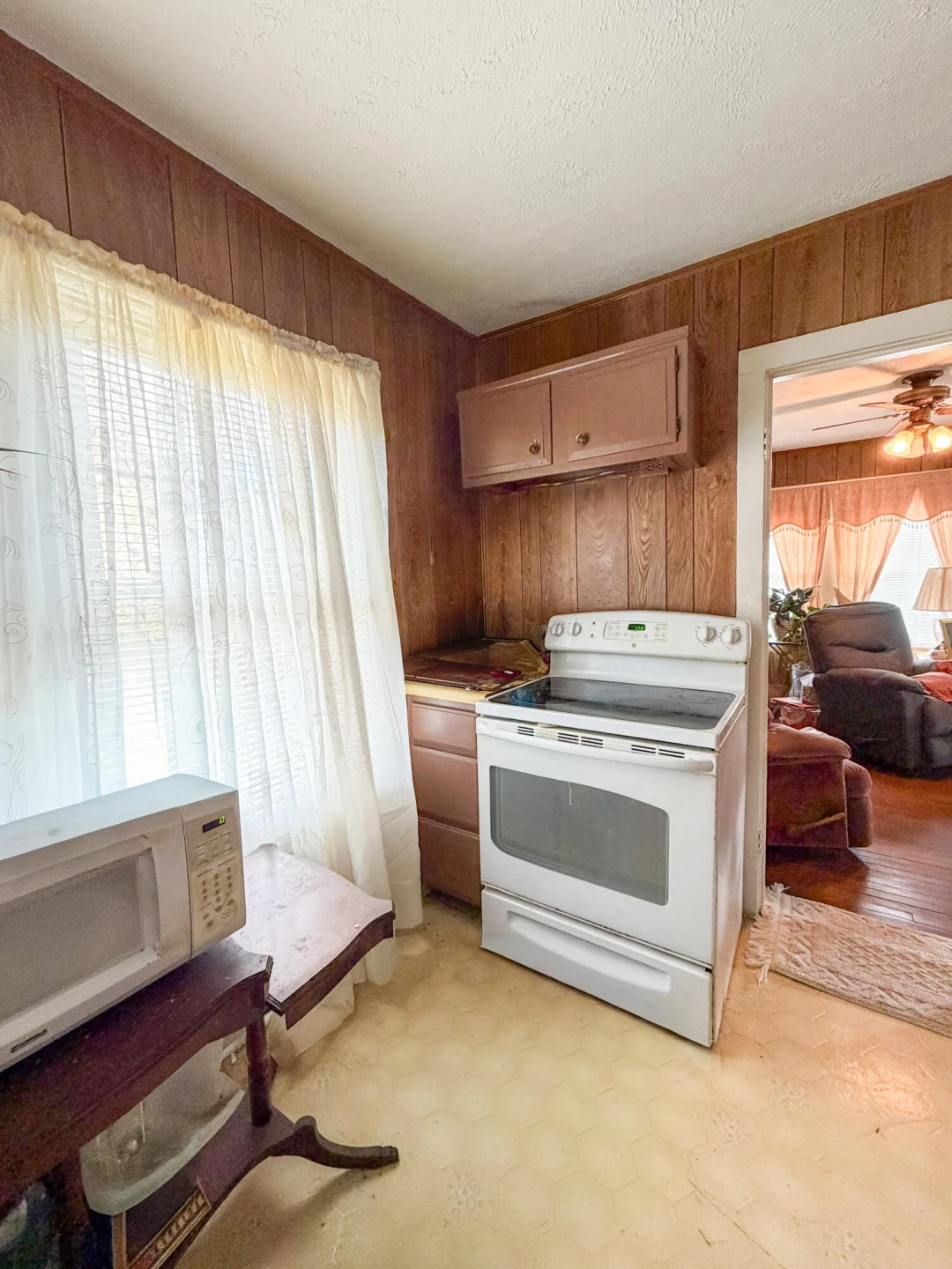120 Lake View DR - Photo 18