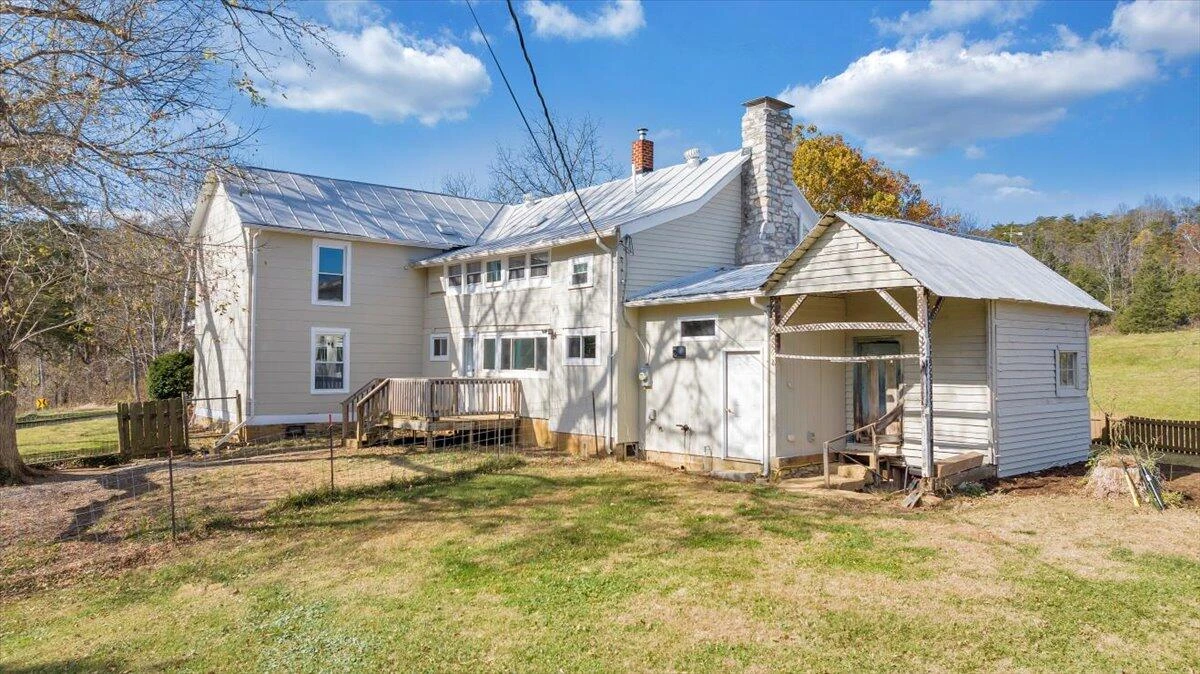 7758 Old Fincastle RD - Photo 13