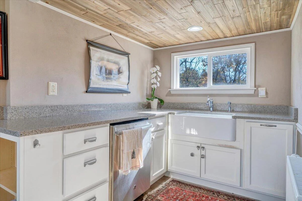 7758 Old Fincastle RD - Photo 30