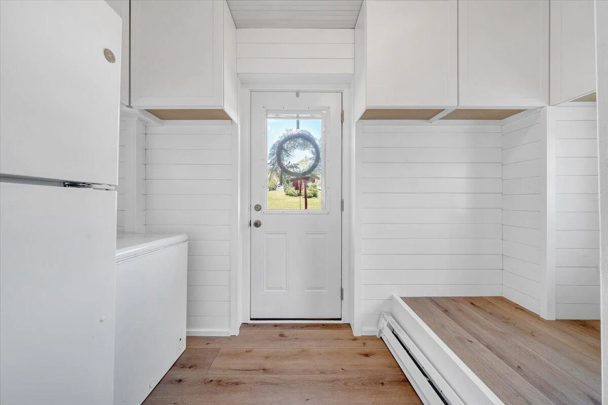 7758 Old Fincastle RD - Photo 34