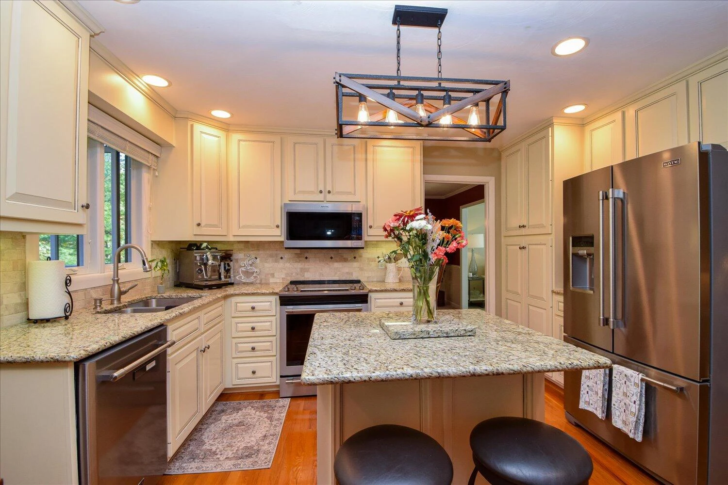 6140 Flamingo DR - Photo 8