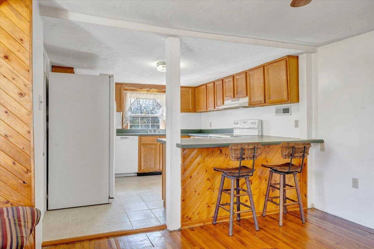 112 N Hancock ST - Photo 11