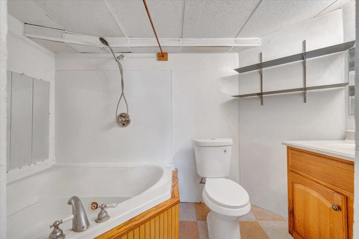 112 N Hancock ST - Photo 20