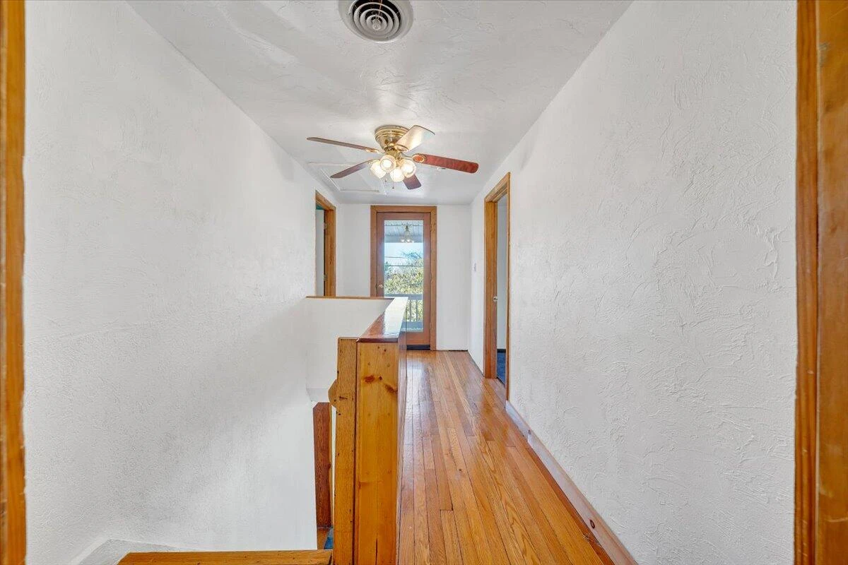 112 N Hancock ST - Photo 23