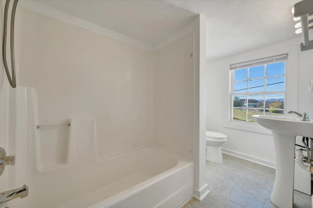 112 N Hancock ST - Photo 31