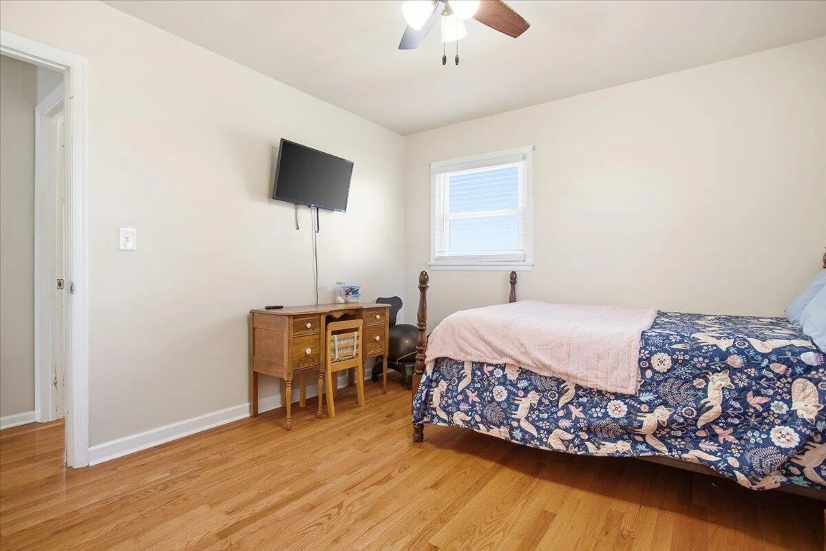 1406 Lancer DR - Photo 16