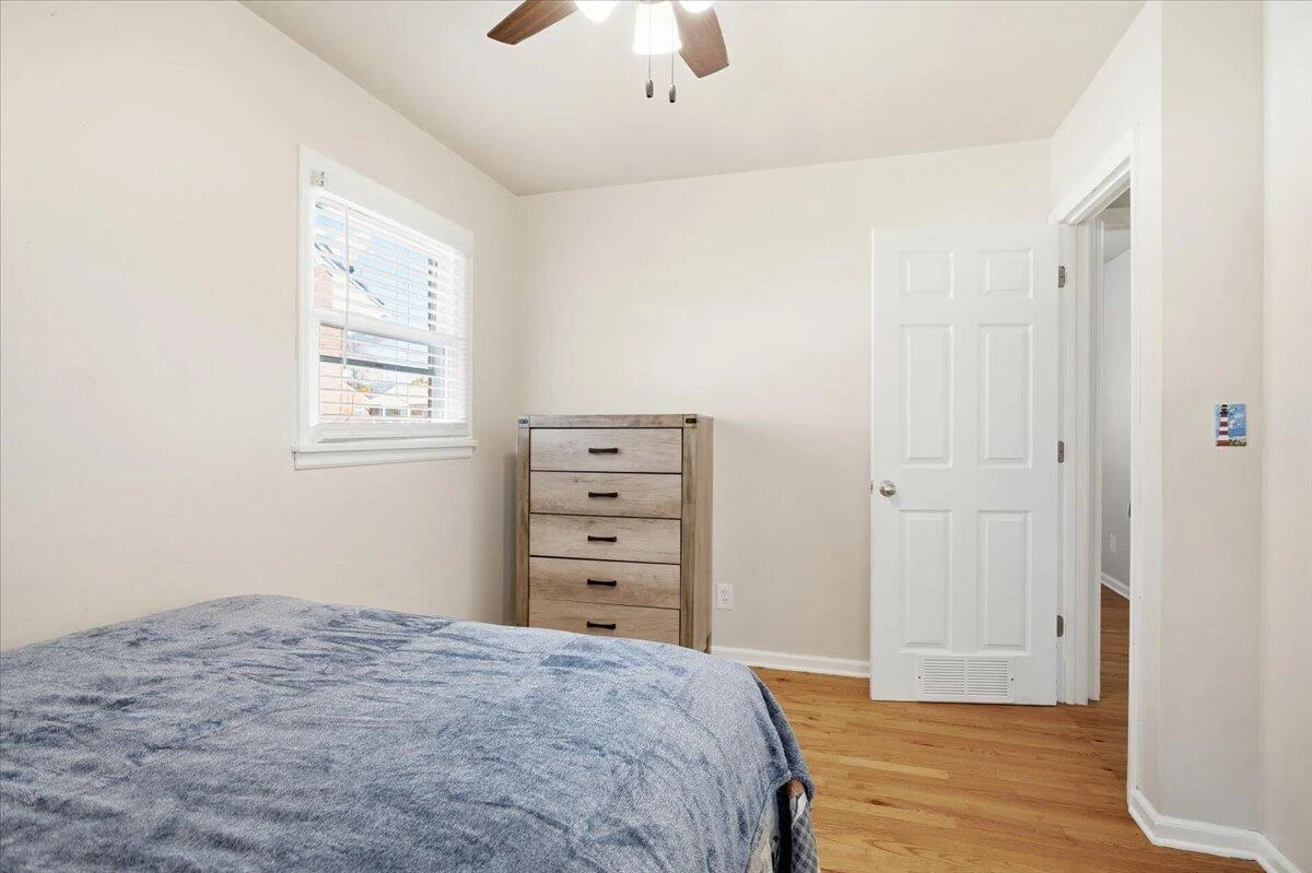 1406 Lancer DR - Photo 19